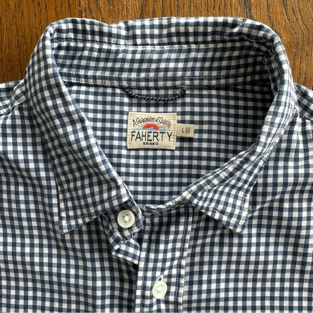 Faherty Navy Blue White Gingham Cotton Blend Button-Down Shirt Casual Work - Picture 4 of 10